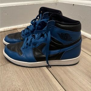 Air Jordan 1 Retro High “Dark Marina Blue” 9.5